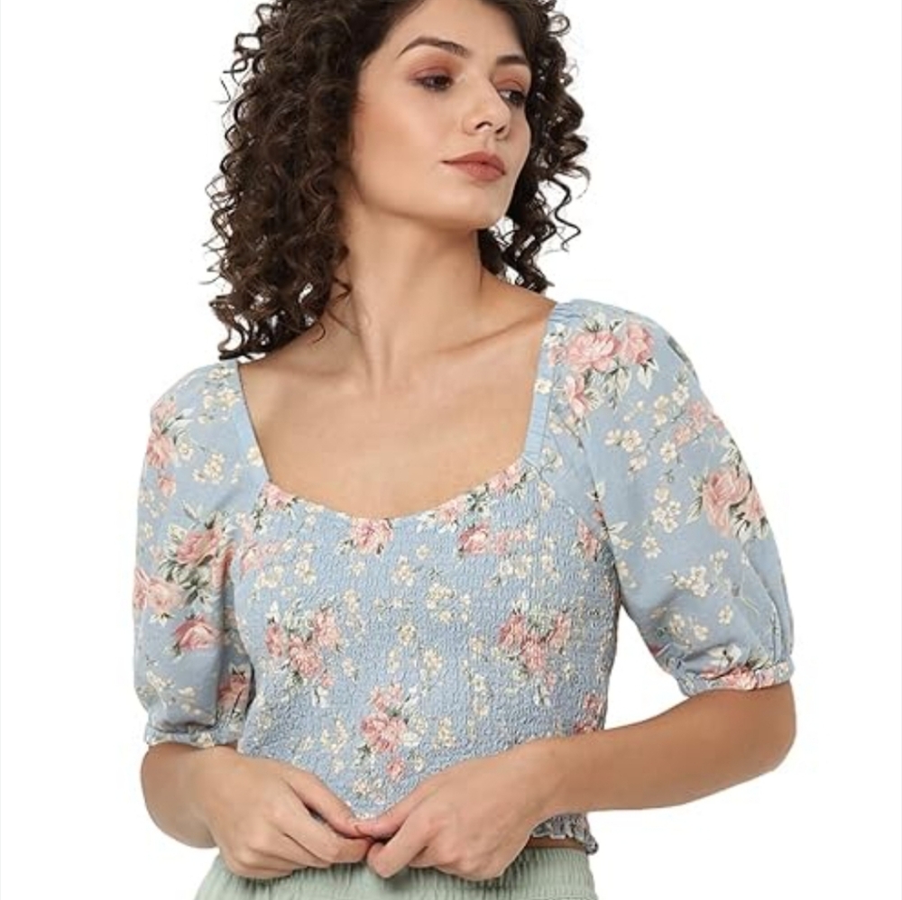 American Eagle  Blue Floral Smocked Sweetheart Neck Top